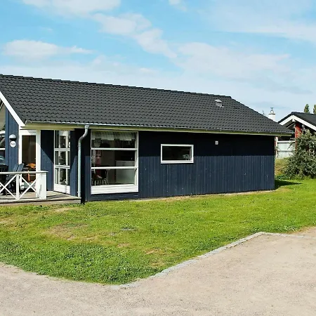 Two-bedroom Holiday In 1 度假居 Großenbrode