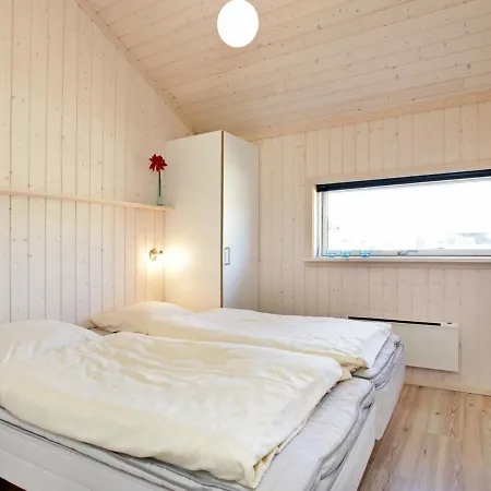 度假居 Two-bedroom Holiday In 1