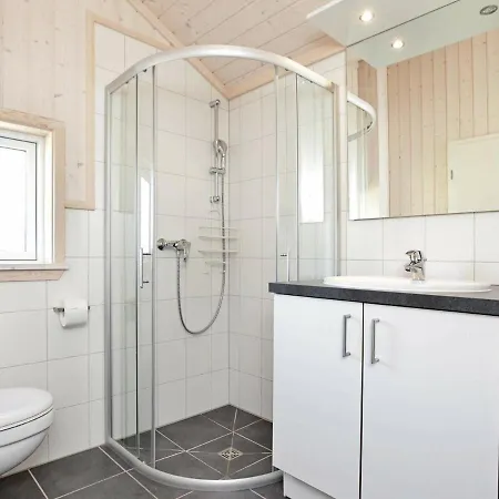Two-bedroom Holiday In 1 * Großenbrode